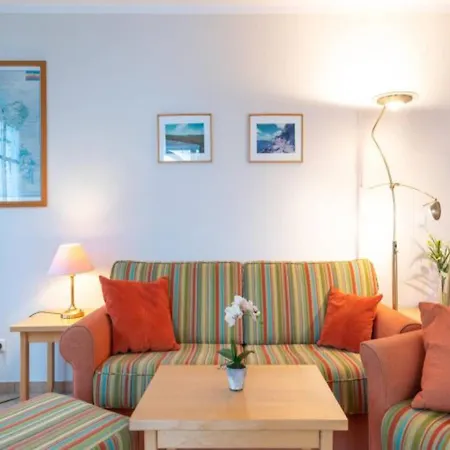 Mit Balkon Und Schwimmbadnutzung In Apartment Sellin (Rugen)